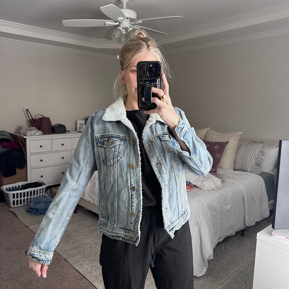 NASH Women's Denim Jacket with Sherpa Lining